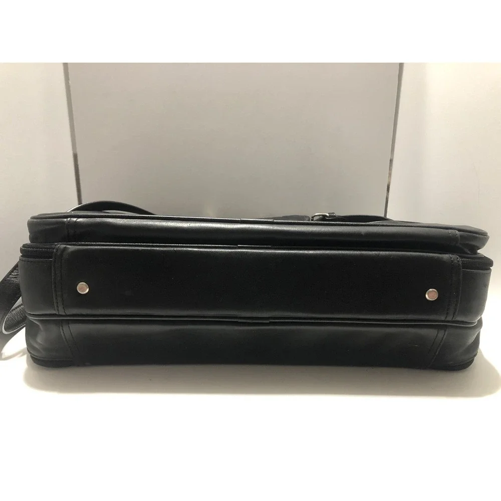 LEVENGER Black Leather Laptop Expandable Briefcase Silver NICKLE Hard Ware USA